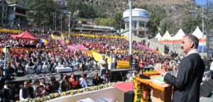 कुल्लू दशहरा मंच से CM सुक्खू का बड़ा ऐलान: देवताओं का नजराना 5%, बजंतरियों का मानदेय 10% बढ़ा, भुंतर में खुलेगा बिजली सब-डिवीजन